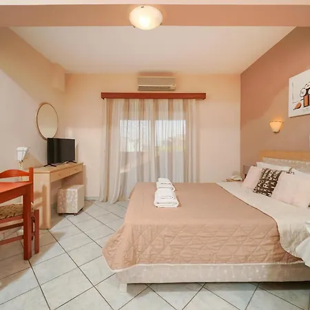 Makrina 斯卡拉伯塔麦斯