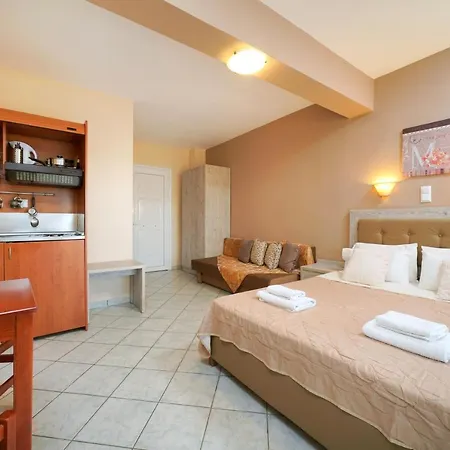 Makrina Hotel 2*