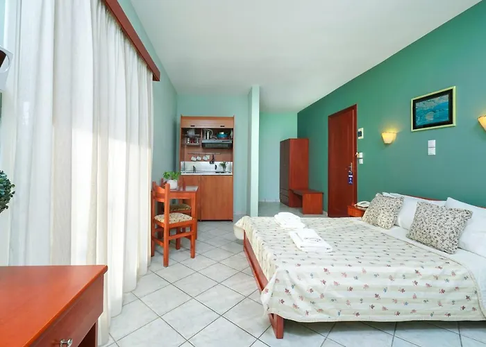 Makrina Hotel