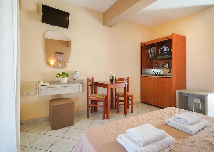 Hotel Makrina 2*
