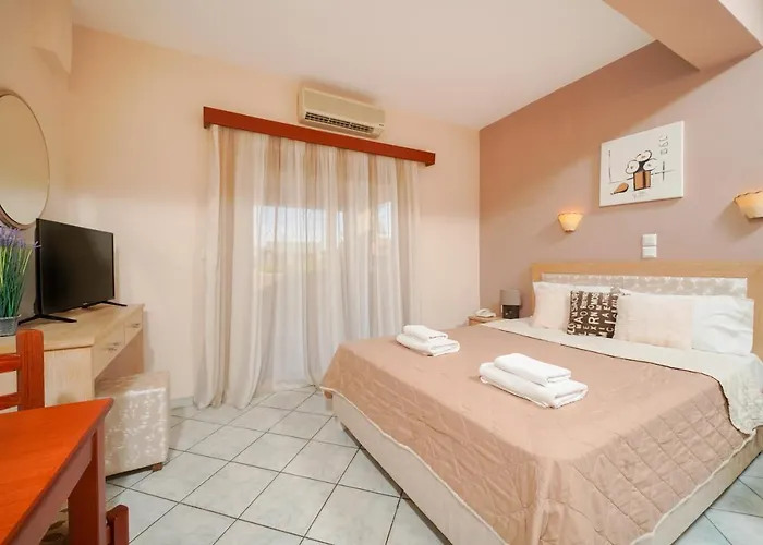 Makrina Hotel 2*