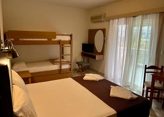 Makrina Hotel